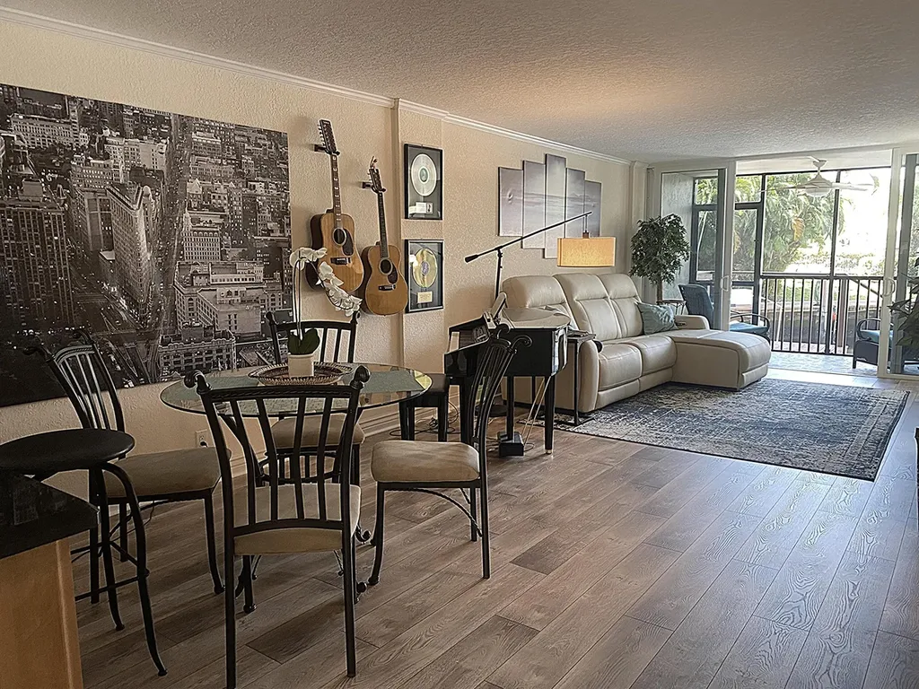 3 Royal Palm Way Boca Raton FL 33432