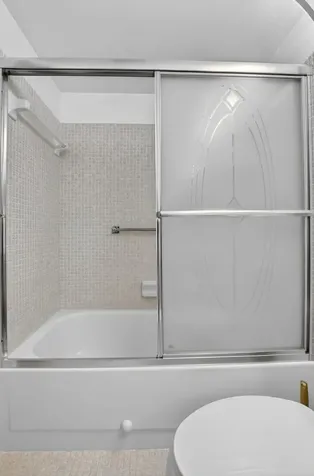2010 N Farnham N Deerfield Beach FL 33442
