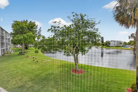 2010 N Farnham N Deerfield Beach FL 33442
