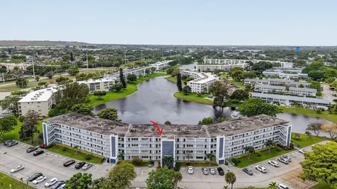 2010 N Farnham N Deerfield Beach FL 33442