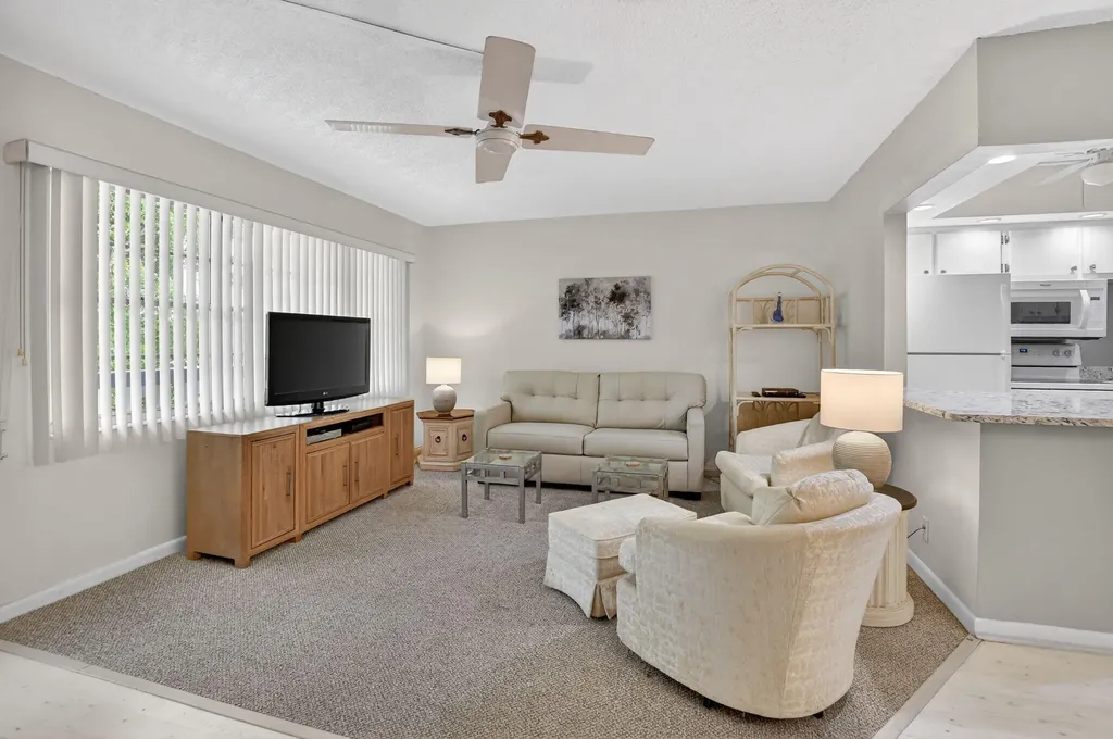 4038 Durham B Deerfield Beach FL 33442