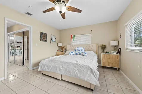 939 Buchanan Street Hollywood FL 33019