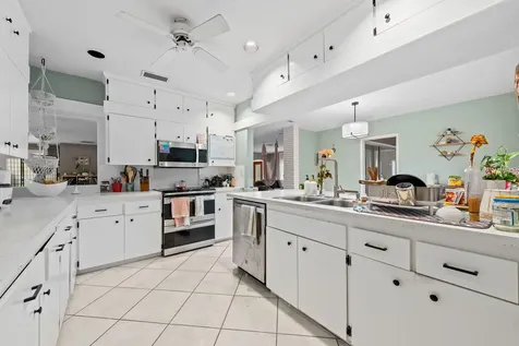 939 Buchanan Street Hollywood FL 33019