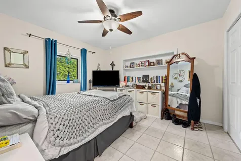 939 Buchanan Street Hollywood FL 33019