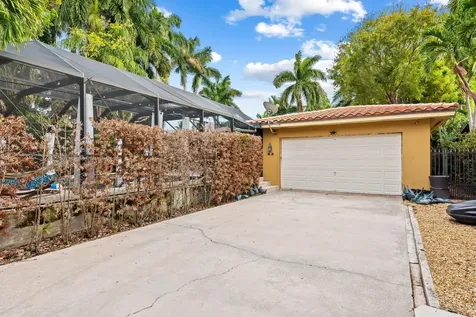 939 Buchanan Street Hollywood FL 33019