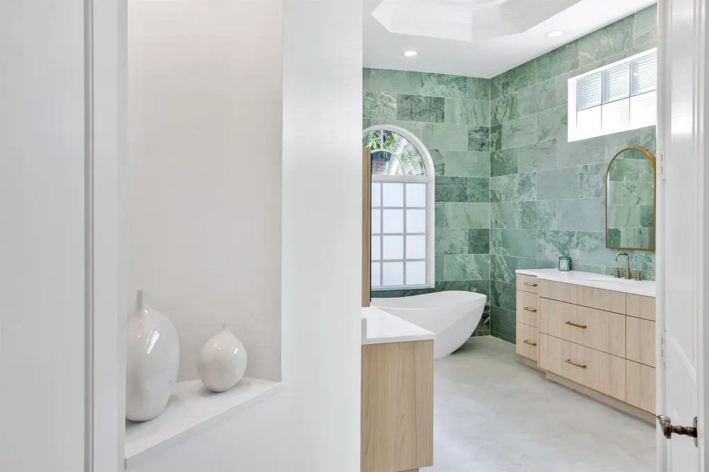 920 Hyacinth Drive Delray Beach FL 33483
