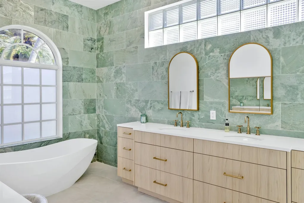 920 Hyacinth Drive Delray Beach FL 33483