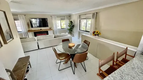 134 Wimbledon Lakes Drive Plantation FL 33324