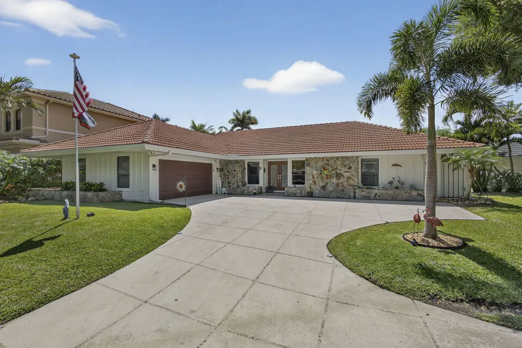 9 Kintyre Road Palm Beach Gardens FL 33418