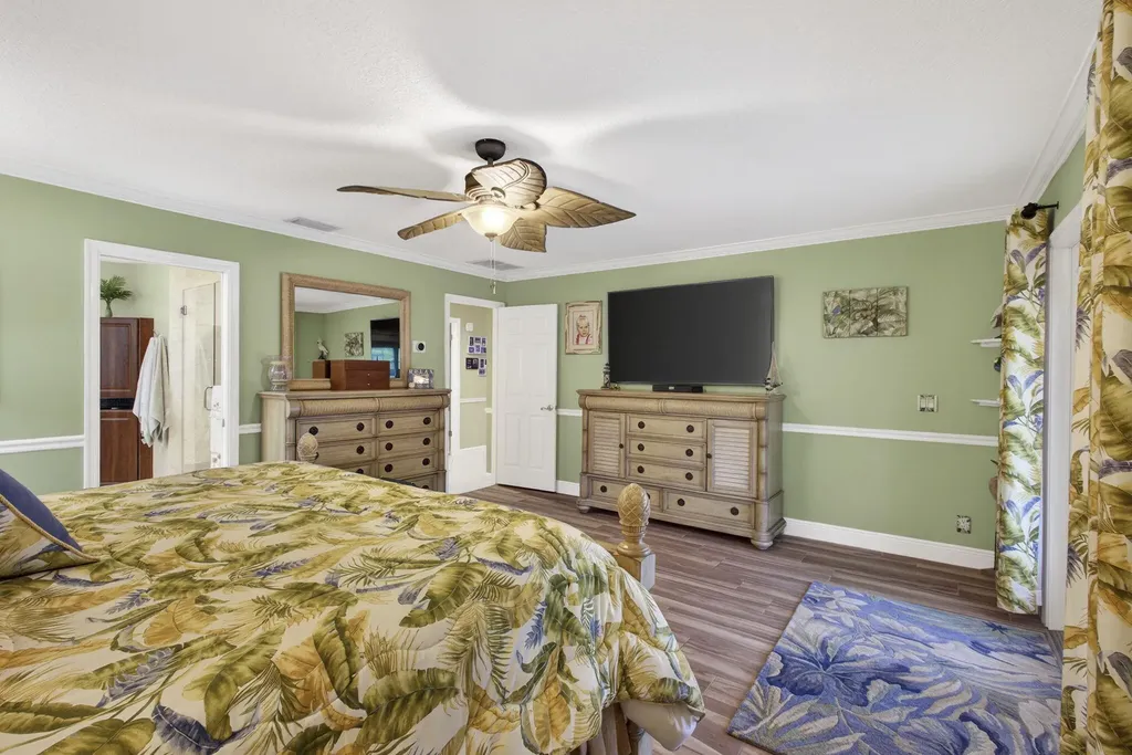 9 Kintyre Road Palm Beach Gardens FL 33418