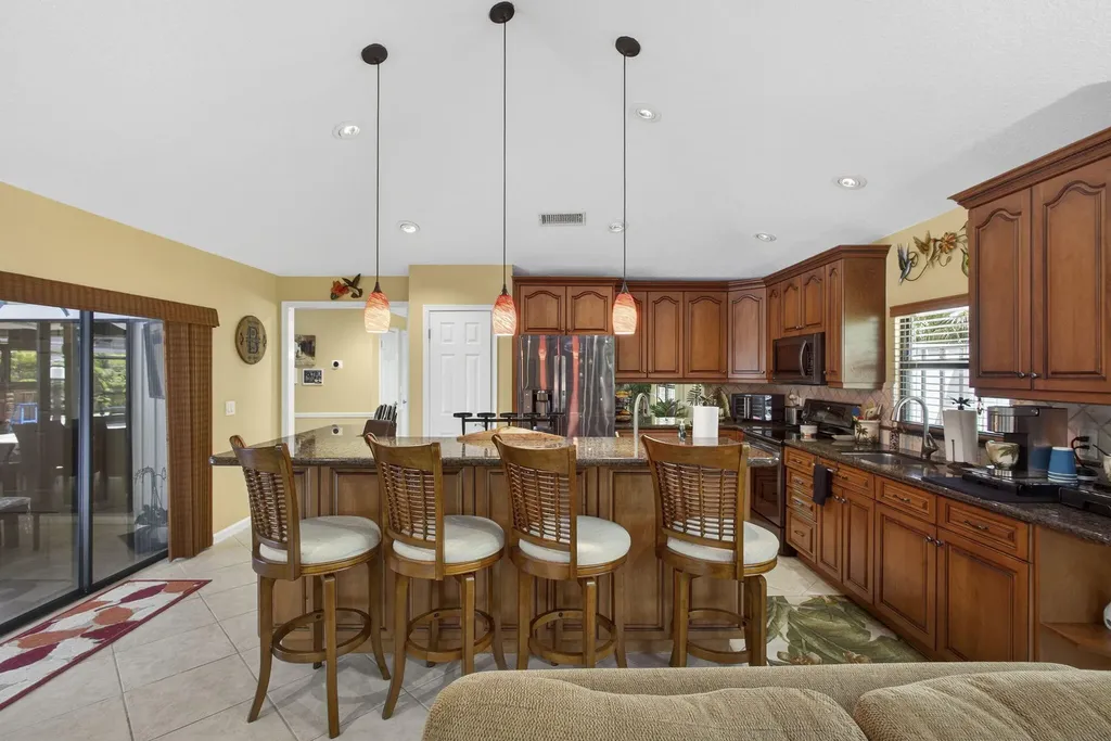 9 Kintyre Road Palm Beach Gardens FL 33418