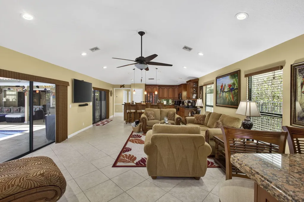 9 Kintyre Road Palm Beach Gardens FL 33418