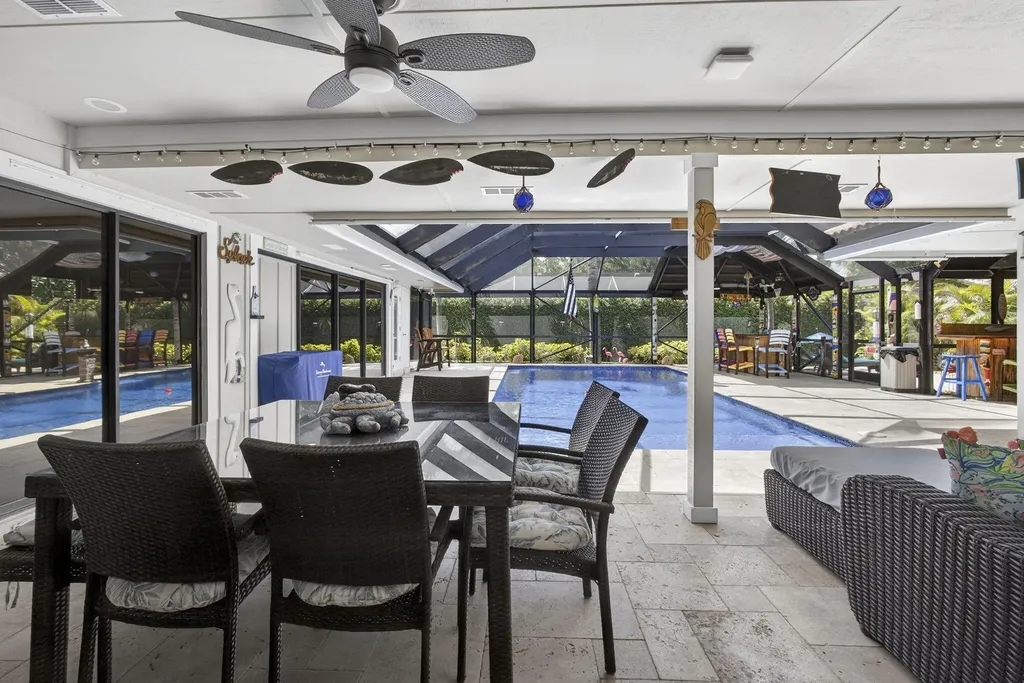 9 Kintyre Road Palm Beach Gardens FL 33418