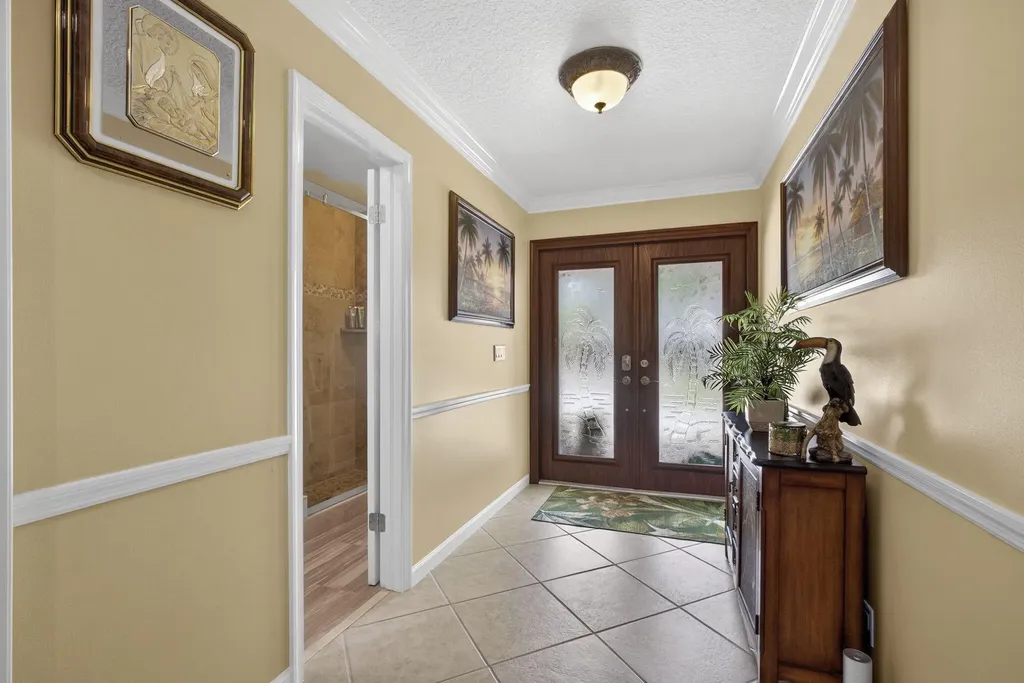 9 Kintyre Road Palm Beach Gardens FL 33418
