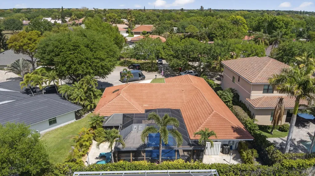 9 Kintyre Road Palm Beach Gardens FL 33418