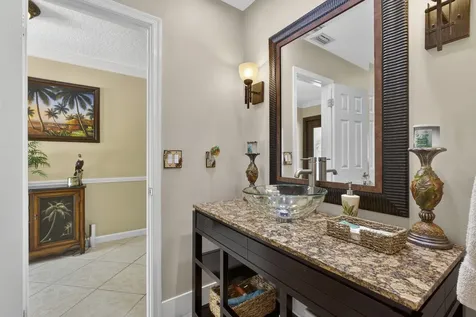 9 Kintyre Road Palm Beach Gardens FL 33418