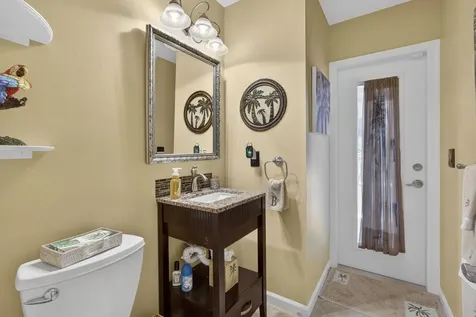 9 Kintyre Road Palm Beach Gardens FL 33418
