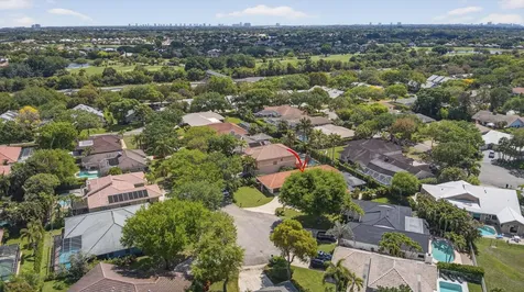 9 Kintyre Road Palm Beach Gardens FL 33418