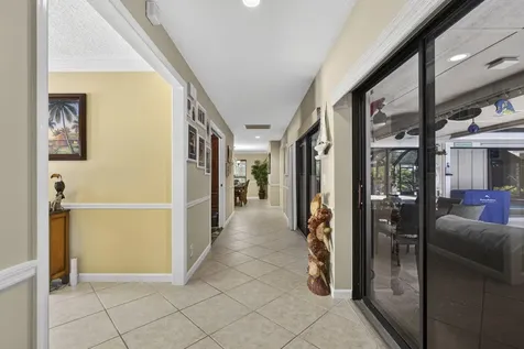 9 Kintyre Road Palm Beach Gardens FL 33418