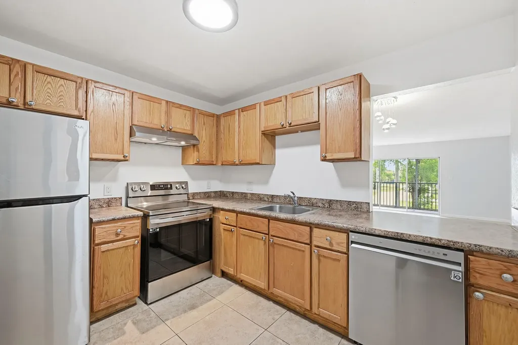7541 NW 16th Street Plantation FL 33313