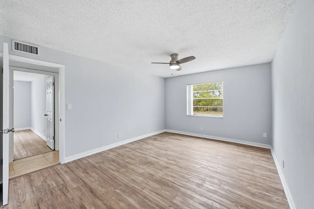 7541 NW 16th Street Plantation FL 33313