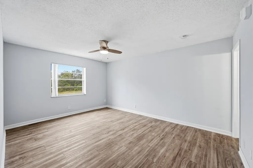 7541 NW 16th Street Plantation FL 33313