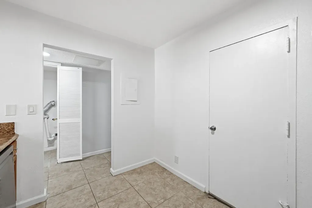 7541 NW 16th Street Plantation FL 33313