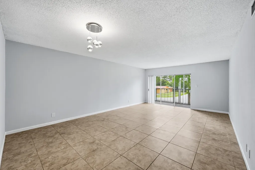 7541 NW 16th Street Plantation FL 33313