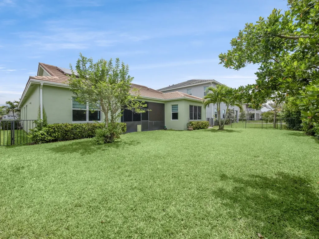 5857 Whippoorwill Circle Westlake FL 33470