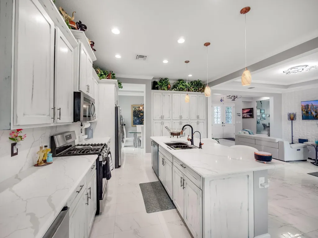 5857 Whippoorwill Circle Westlake FL 33470
