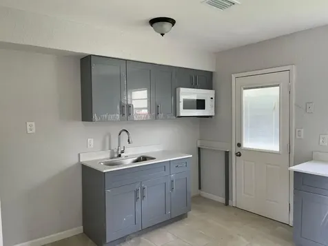 1327 SW 22nd Avenue Fort Lauderdale FL 33312