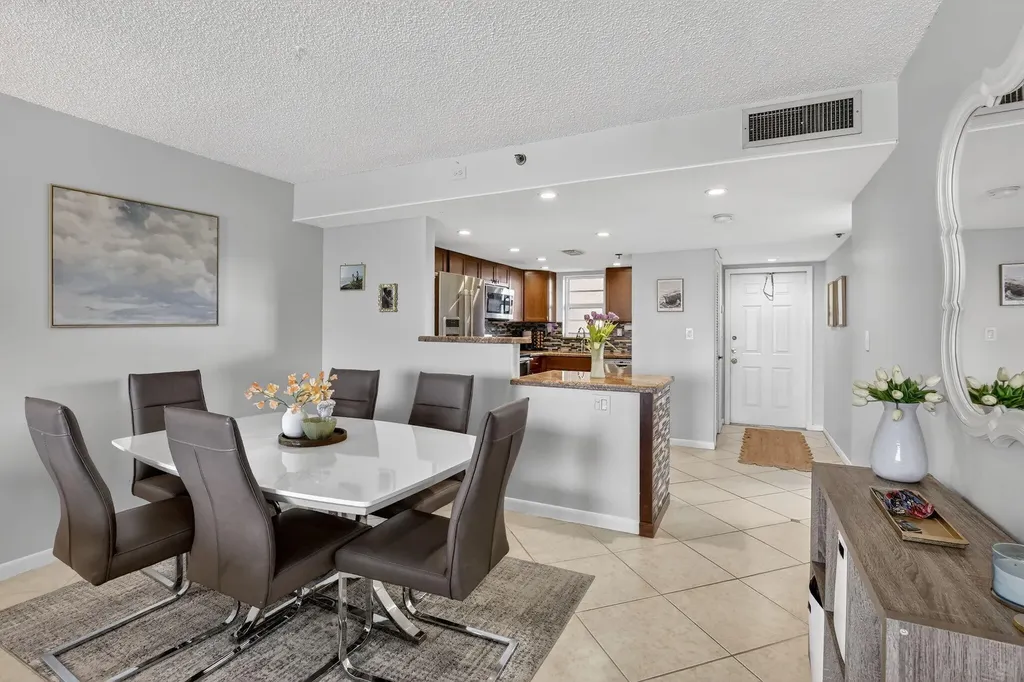 3001 W Rolling Hills Circle Davie FL 33328