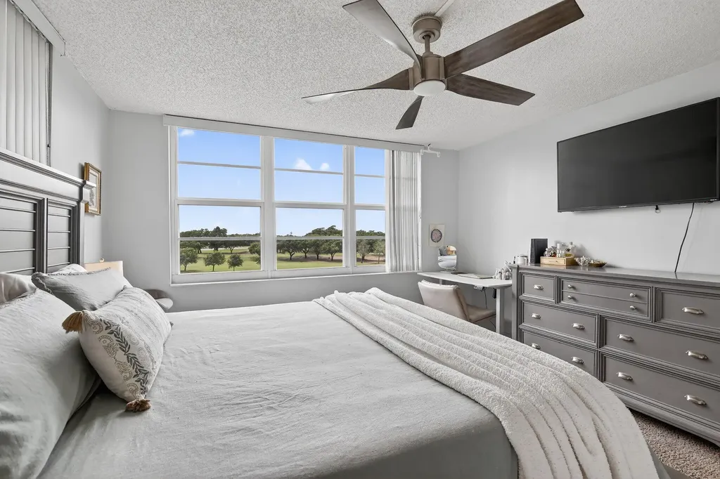 3001 W Rolling Hills Circle Davie FL 33328