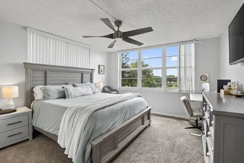 3001 W Rolling Hills Circle Davie FL 33328