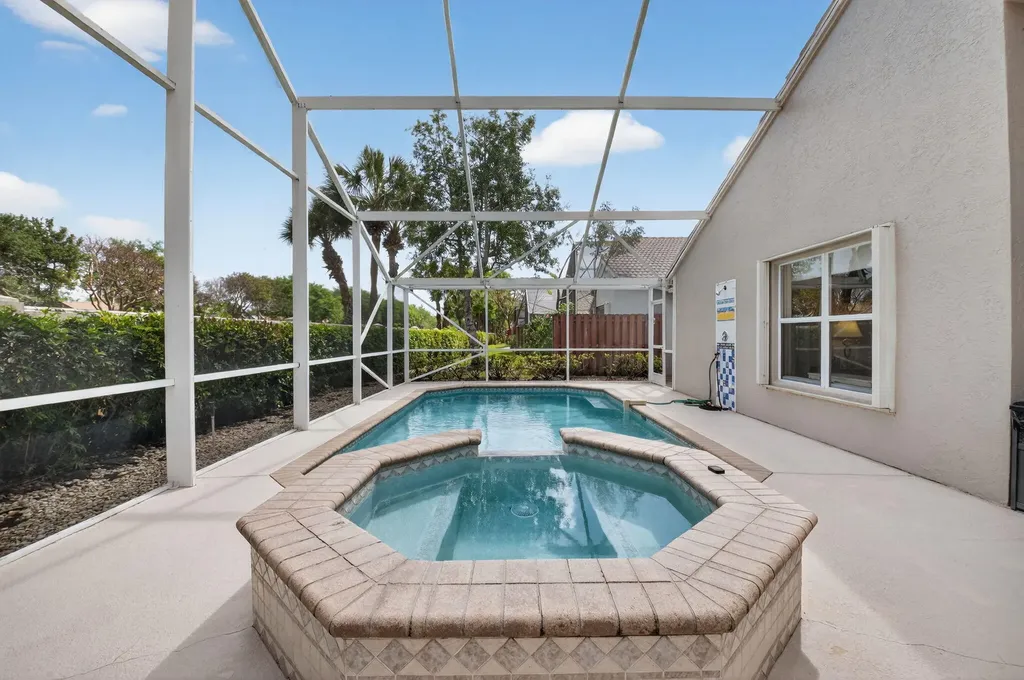 8286 Duomo Circle Boynton Beach FL 33472