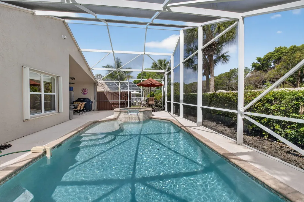 8286 Duomo Circle Boynton Beach FL 33472