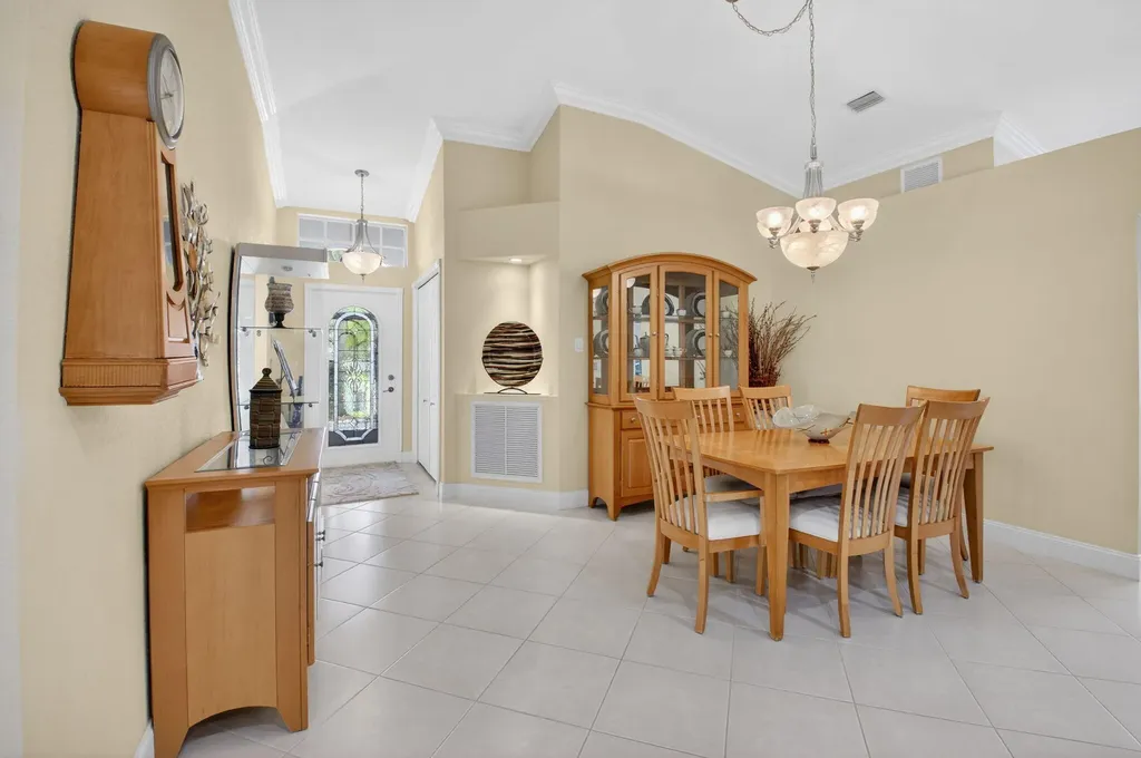 8286 Duomo Circle Boynton Beach FL 33472