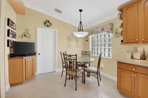 8286 Duomo Circle Boynton Beach FL 33472