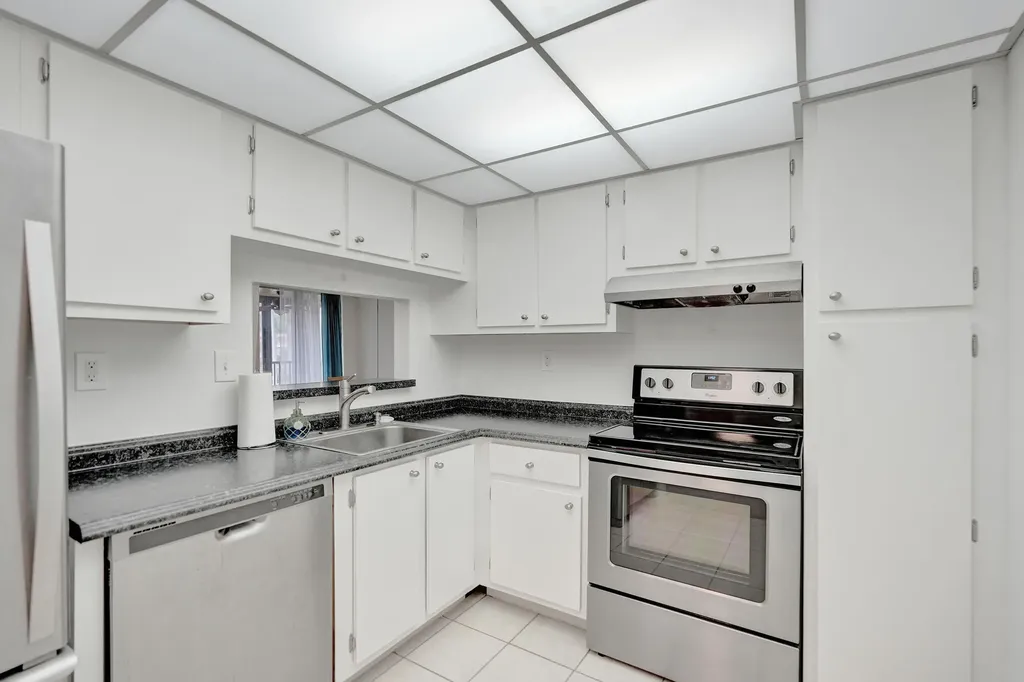 740 S Federal Highway Pompano Beach FL 33062