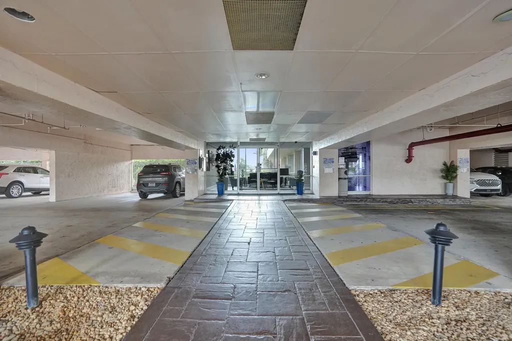 740 S Federal Highway Pompano Beach FL 33062