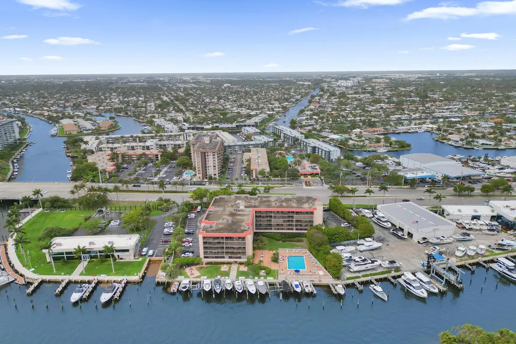 740 S Federal Highway Pompano Beach FL 33062