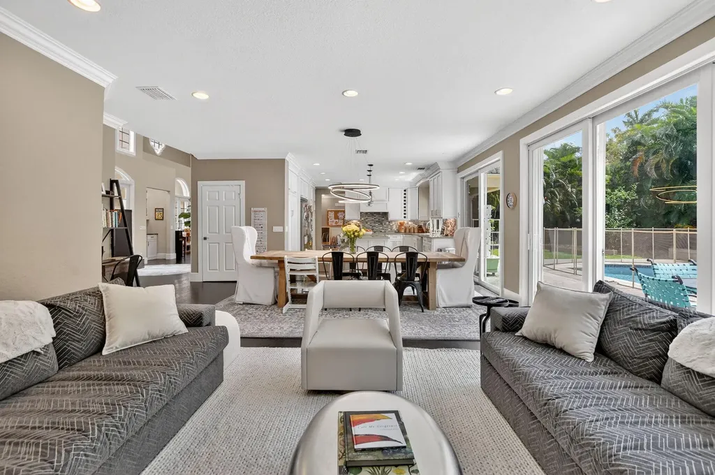 3160 Westminster Drive Boca Raton FL 33496