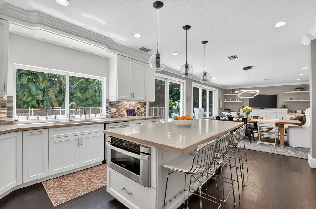 3160 Westminster Drive Boca Raton FL 33496