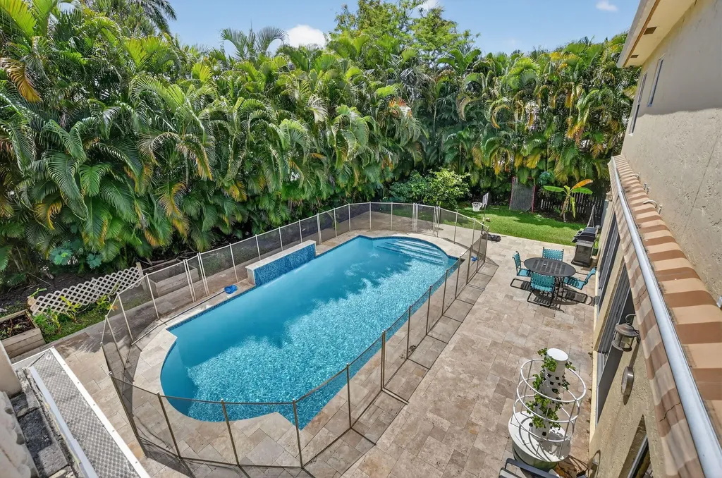 3160 Westminster Drive Boca Raton FL 33496