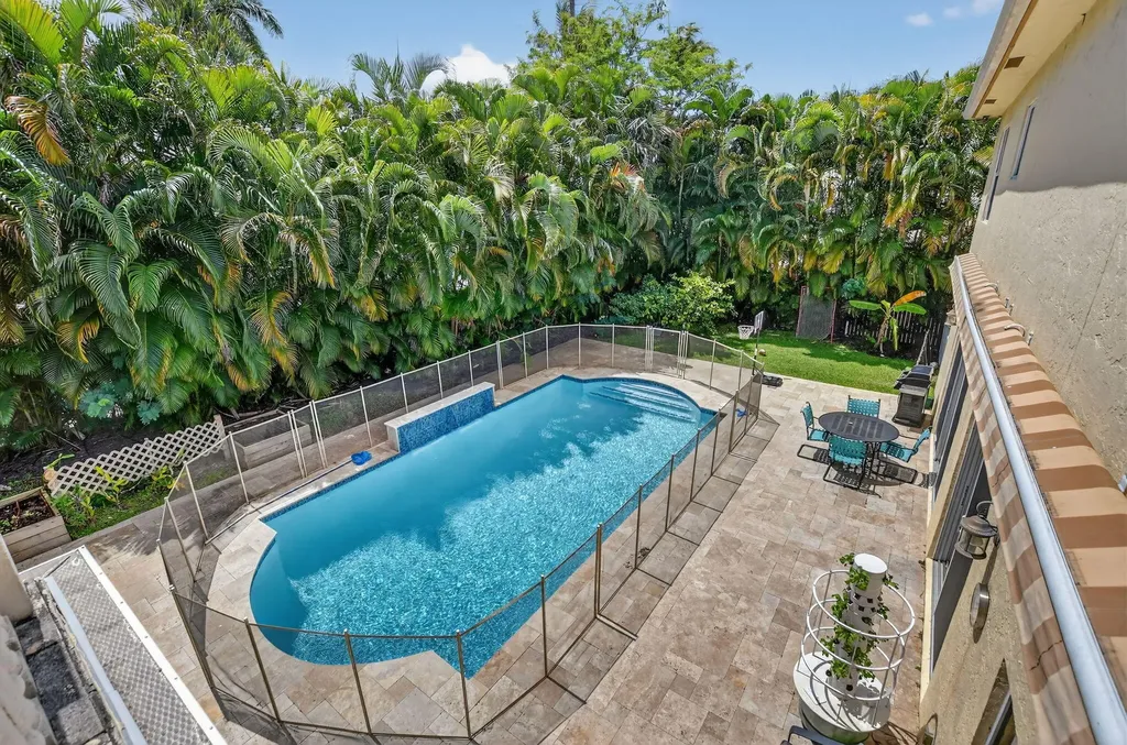 3160 Westminster Drive Boca Raton FL 33496