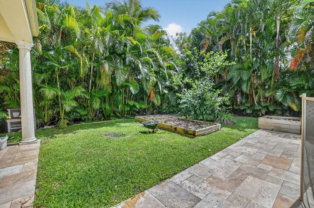 3160 Westminster Drive Boca Raton FL 33496