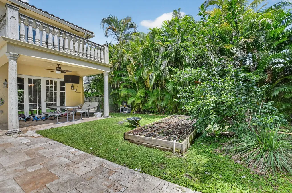 3160 Westminster Drive Boca Raton FL 33496