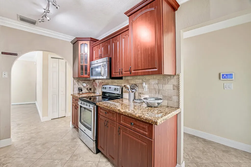 4917 Luqui Court West Palm Beach FL 33415