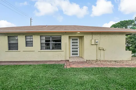 4917 Luqui Court West Palm Beach FL 33415