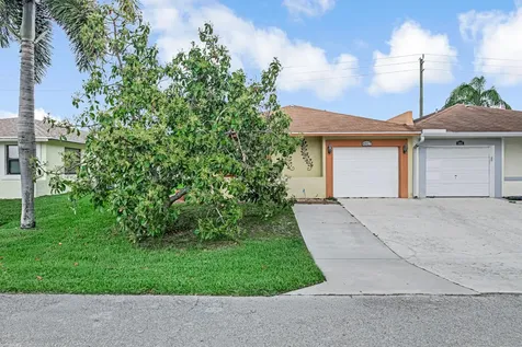 4917 Luqui Court West Palm Beach FL 33415